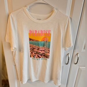 Womans Large Old Navy tee